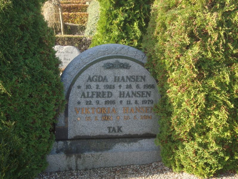 Vikroria Hansen.JPG